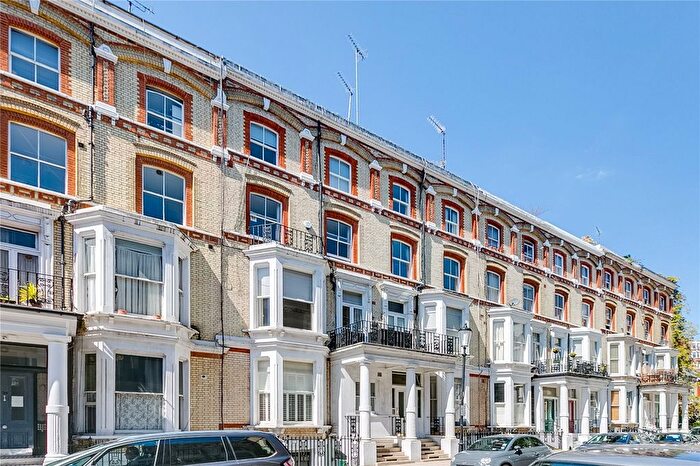 2 Bedroom Property To Rent In Cheniston Gardens, High Street Kensington, W8