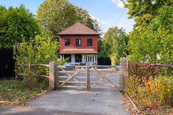 4 Bedroom Detached House For Sale In Lindford, Bordon, Hampshire, GU35