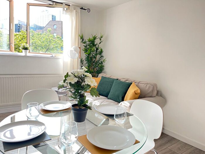 2 Bedroom Flat To Rent In Cape Yard, London, E1W