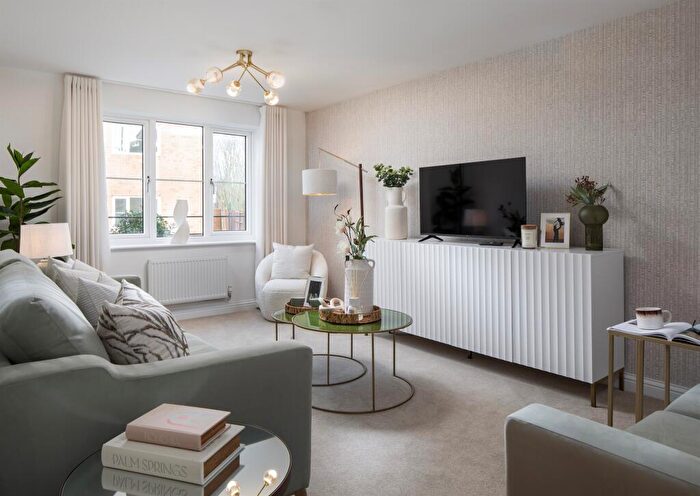 3 Bedroom Semi-Detached House For Sale In Chestnut Grove, Borden, Sittingbourne, ME9