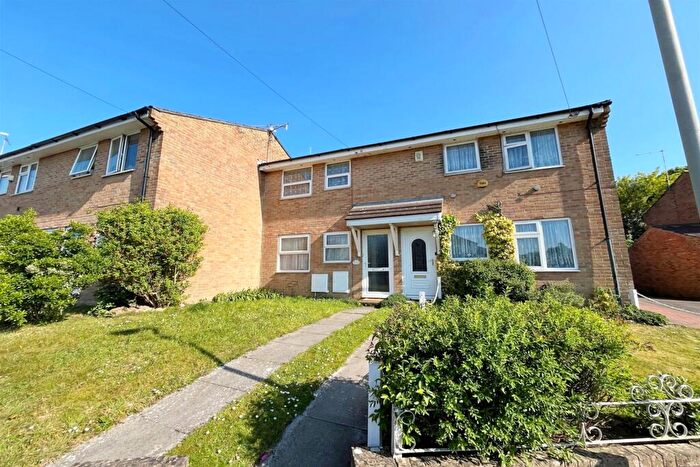 3 Bedroom Terraced House To Rent In Bournemouth, BH12