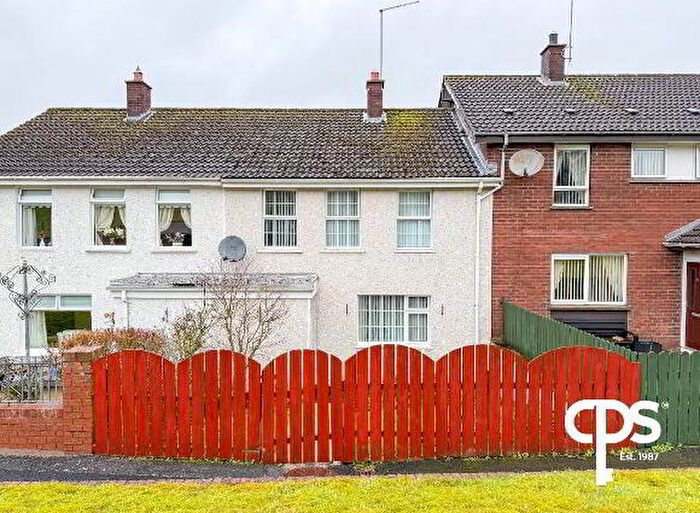 3 Bedroom Mid Terraced House For Sale In Riverdale Park, Armagh, BT60