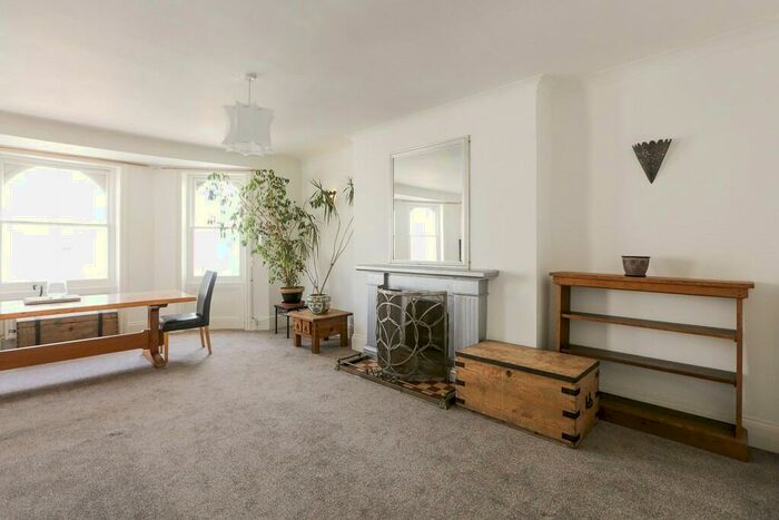 3 Bedroom Maisonette To Rent In Chesham Place, Brighton, BN2