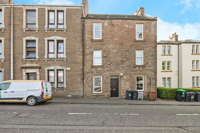 2 Bedroom Flat For Sale In Loons Road, Dundee, Angus, DD3