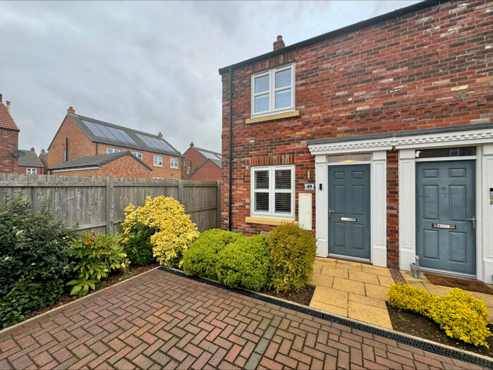 2 Bedroom Semi-Detached House To Rent In Eggborough, DN14