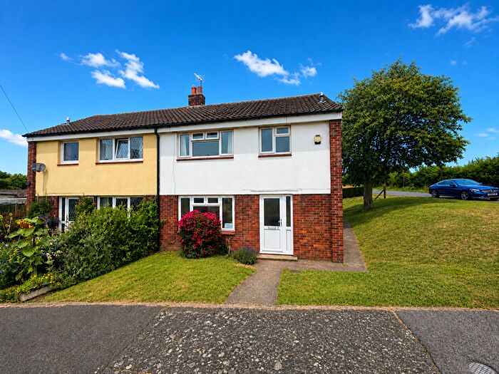 3 Bedroom Semi-Detached House For Sale In Council Villas, Melton Ross, DN38