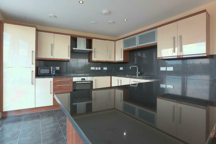 6 Bedroom Apartment To Rent In Ecclesall Road, Sheffield, S11