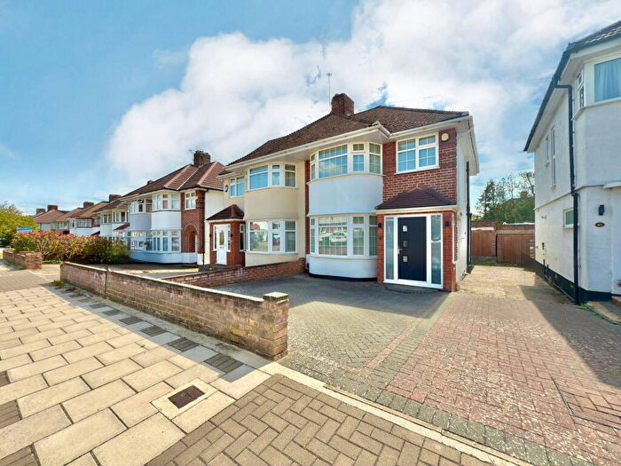 3 Bedroom Semi-Detached House For Sale In St. Edmunds Drive, Stanmore, HA7