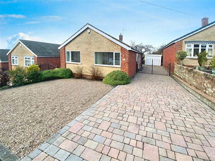 3 Bedroom Bungalow To Rent In Chatsworth Close, Aston, Sheffield, South Yorkshire, S26