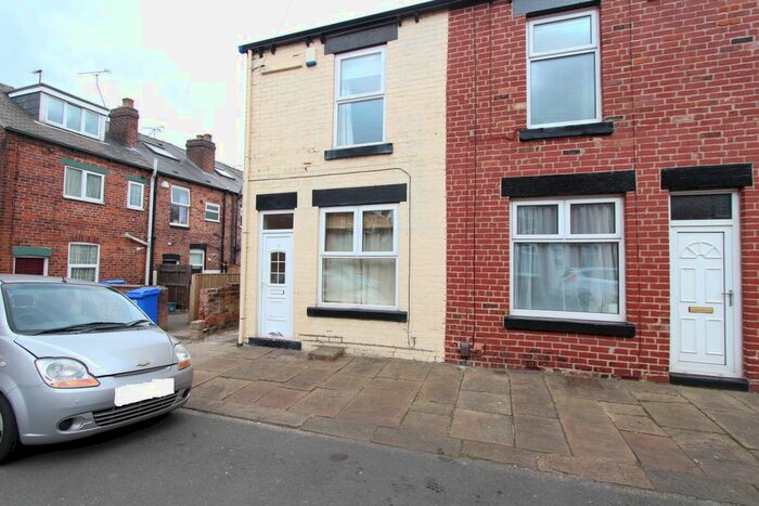 2 Bedroom End Of Terrace House To Rent In Kipling Road, Sheffield S6