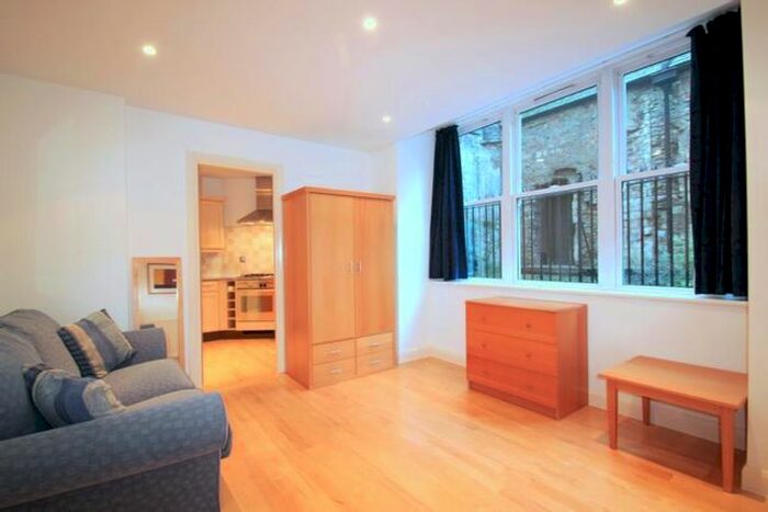 Studio To Rent In Bartholomew Close, London, EC1A