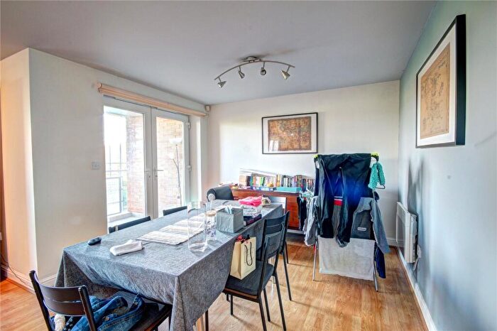2 Bedroom Apartment To Rent In Knightsbridge Court, Gosforth, Newcastle Upon Tyne, NE3