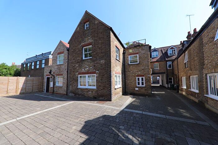 2 Bedroom Semi-Detached House To Rent In Church Street, Rickmansworth, WD3