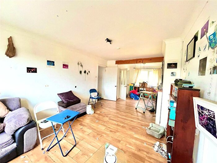 3 Bedroom Terraced House For Sale In Queensfield, Tenby, Pembrokeshire, SA70