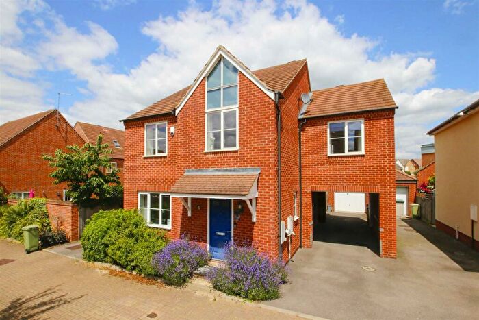 5 Bedroom Detached House To Rent In Churston, Broughton, MK10