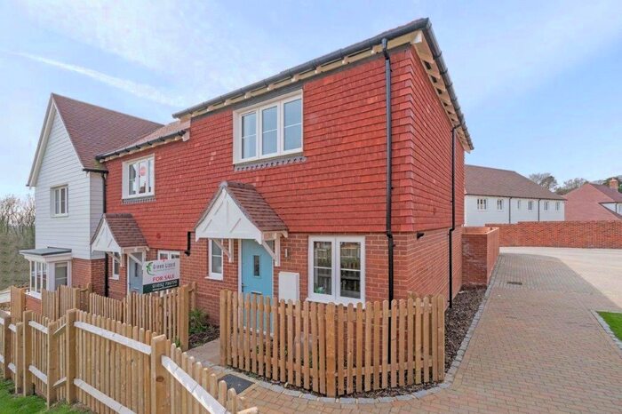 2 Bedroom End Of Terrace House For Sale In Hillbury Field, Ticehurst, East Sussex, TN5