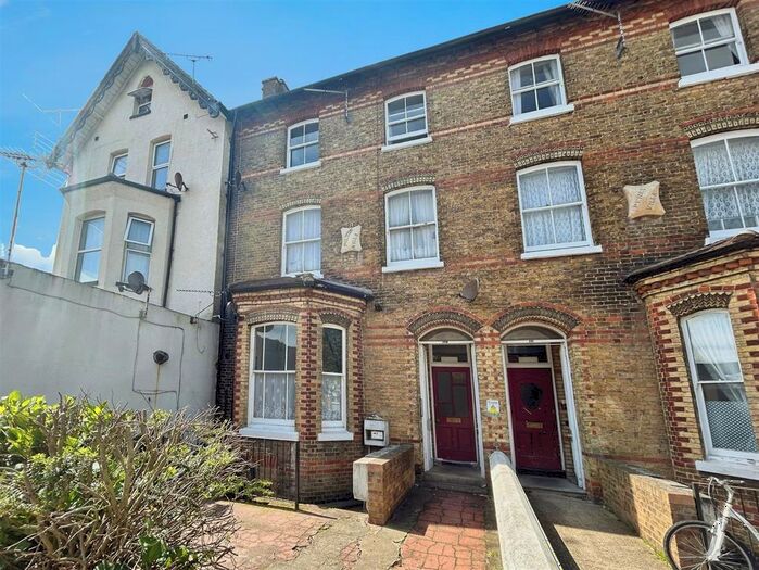 1 Bedroom Flat To Rent In Station Road, Herne Bay, CT6