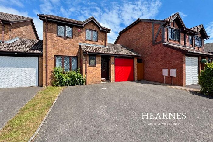 3 Bedroom Detached House For Sale In Charlotte Close, Talbot Village, Poole, BH12