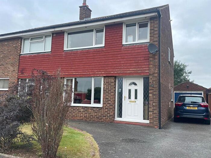 3 Bedroom Semi-Detached House For Sale In Chantry Road, Northallerton, DL7