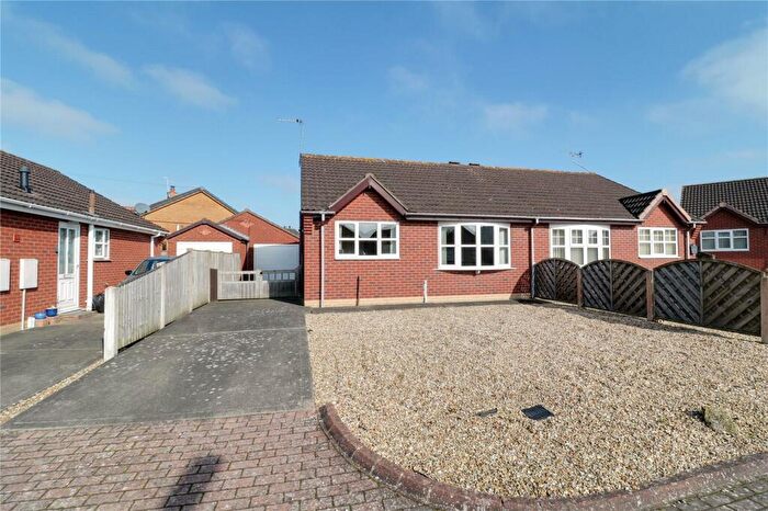 2 Bedroom Bungalow For Sale In Kingsdale, Scunthorpe, Lincolnshire, DN17