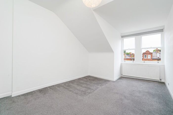 2 Bedroom Flat To Rent In Fellows Road, Swiss Cottage, London, NW3