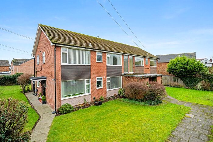 2 Bedroom Flat For Sale In Cross Green Close, Formby, Liverpool, L37