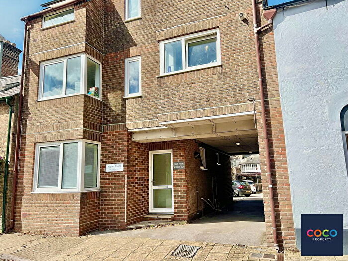 1 Bedroom Flat To Rent In Princes Street, Dorchester, DT1