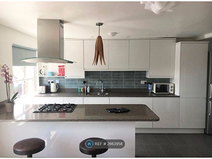 1 Bedroom Flat To Rent In Chesterton Road, Cambridge, CB4