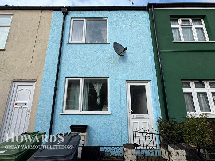 2 Bedroom Terraced House To Rent In Southampton Place, Great Yarmouth, NR30