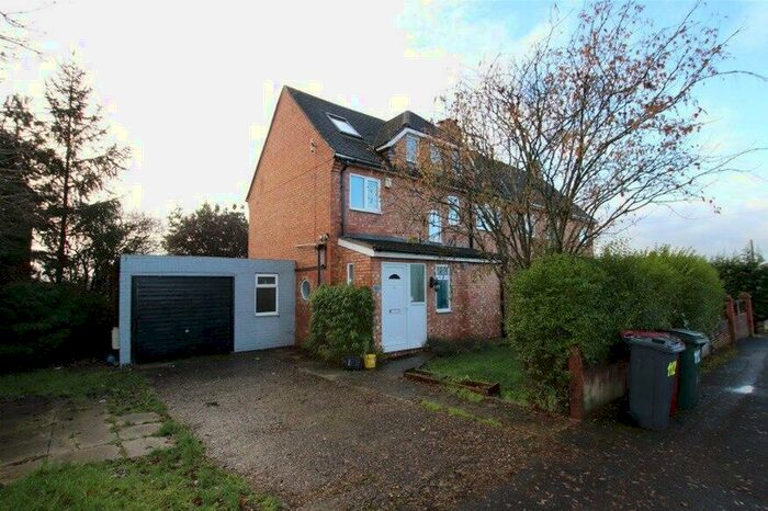 4 Bedroom House To Rent In Ambrook Road, Reading, RG2