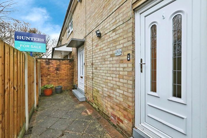 3 Bedroom Terraced House For Sale In Leighton Road, Sheffield, S14