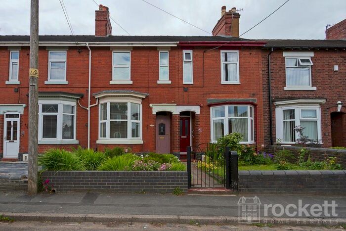 2 Bedroom Town House To Rent In Eaves Lane, Stoke-On-Trent, ST2