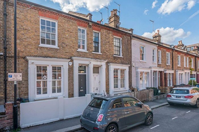 4 Bedroom Property For Sale In Nelsons Row, Clapham, London, SW4