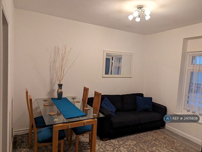 2 Bedroom Flat To Rent In Lower Street, Stansted Mountfitchet, CM24