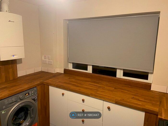 2 Bedroom Maisonette To Rent In Glebe Way Whitstable, Whitstable, CT5