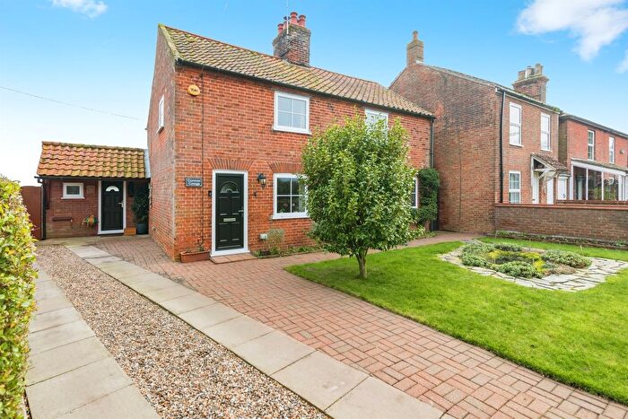 3 Bedroom Detached House For Sale In The Common, Somerleyton, Lowestoft, NR32