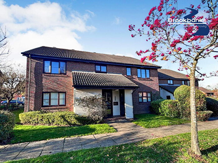 Studio To Rent In The Oaks, Swanley, BR8