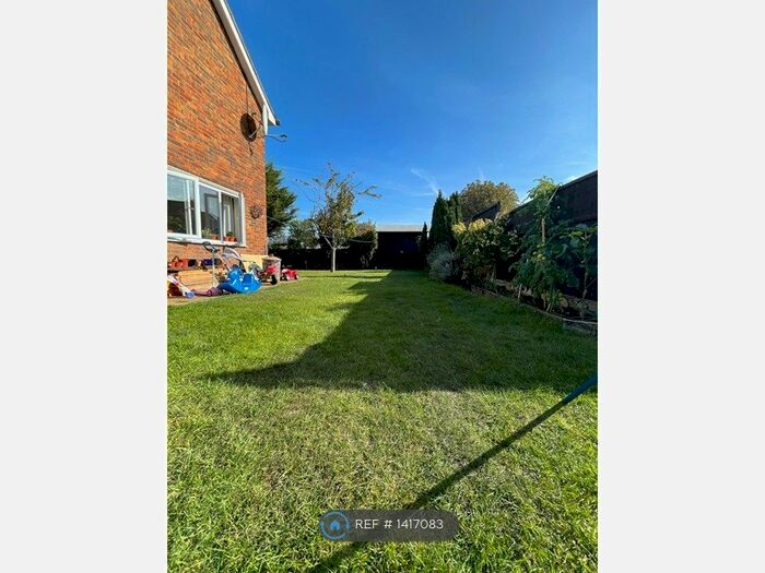 4 Bedroom End Of Terrace House To Rent In Great Gregorie, Basildon, SS16