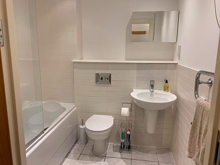 1 Bedroom Property To Rent In Hansen Court, Cardiff, CF10
