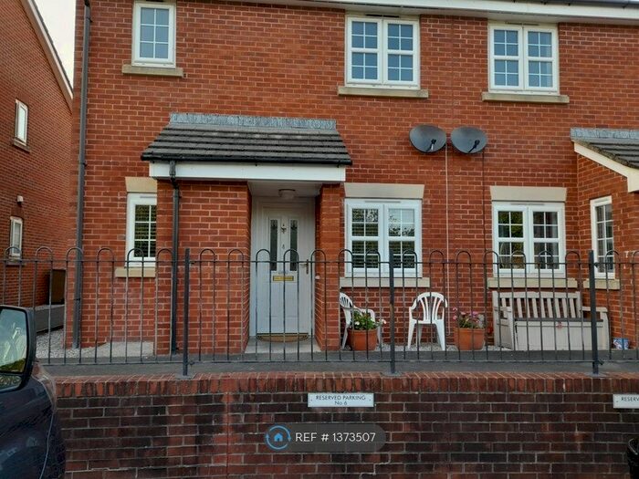 1 Bedroom Flat To Rent In Milehouse, Plymouth, PL3