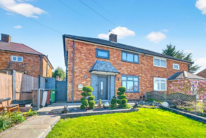 3 Bedroom Semi Detached House For Sale In Walshford Way, Borehamwood, WD6