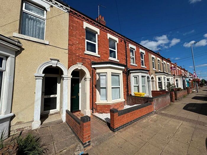 2 Bedroom Flat To Rent In St. Leonards Road, Northampton, NN4