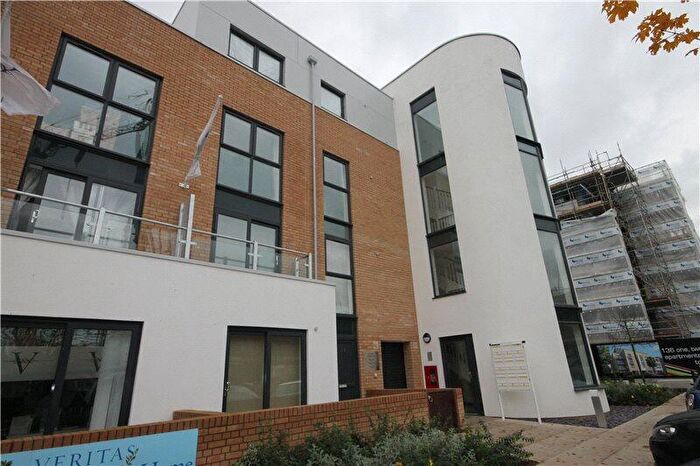 2 Bedroom Apartment To Rent In Pym Court, Cromwell Road, Cambridge, CB1