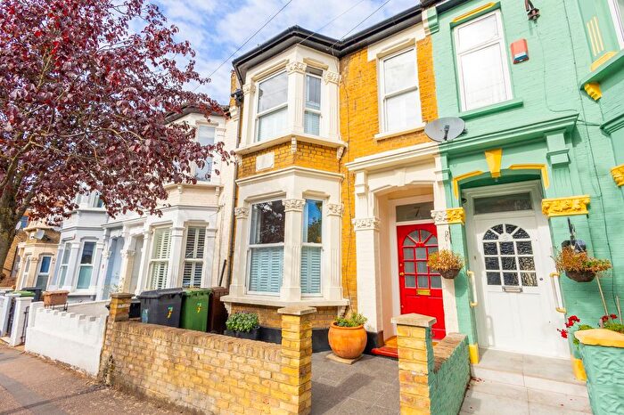 5 Bedroom Terraced House For Sale In Second Avenue, London, E17