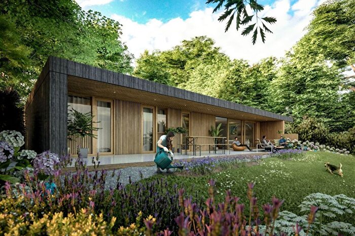 2 Bedroom Detached Bungalow For Sale In Middle Warberry Road, Torquay, TQ1