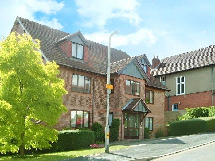 1 Bedroom Apartment To Rent In Park View Road, Berkhamsted., HP4