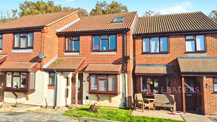 4 Bedroom Terraced House For Sale In Whinchat Close, Fareham, Hampshire, PO15