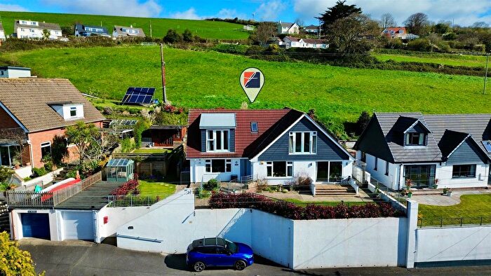 4 Bedroom Chalet For Sale In Higher Park Road, Braunton, EX33