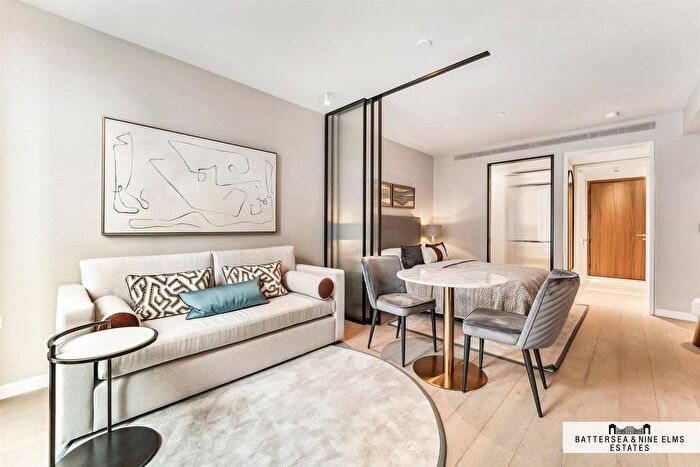 Studio To Rent In Hanover Square, London, W1S