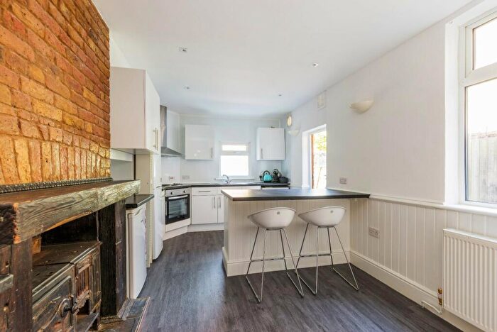 5 Bedroom Terraced House To Rent In Alloa Road, London, SE8